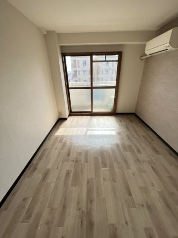 アルファクリオコートの居間・リビング|洋室です