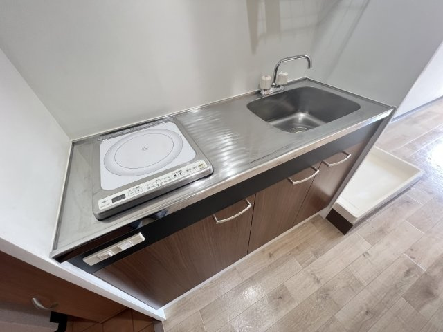 アルファクリオコートのキッチン|IHコンロ付き