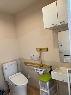 【トイレ】 | 川越市下赤坂　店舗事務所 | ゆったりとした空間のトイレです