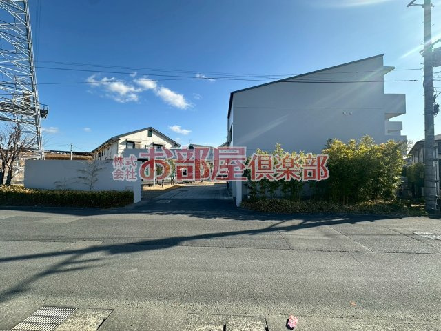 ラビーナ櫛原のエントランス|落ち着いたエントランスです