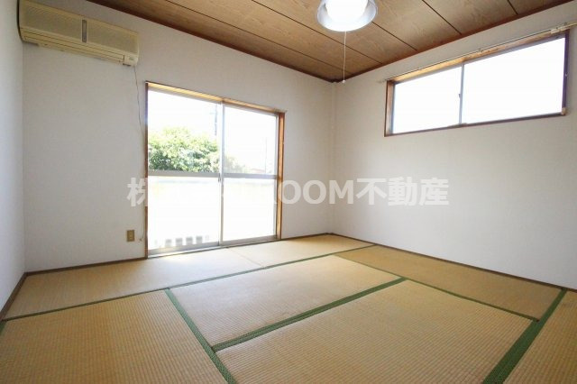 コーポ五月の和室|フローリングだけでなく、和室もあります