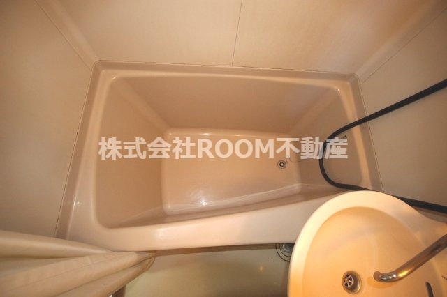 コーポ五月の浴室|コンパクトで使いやすいお風呂です