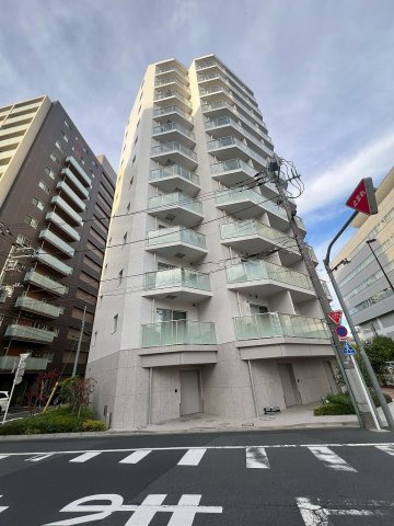 シーズンフラッツ蔵前清澄通りの外観