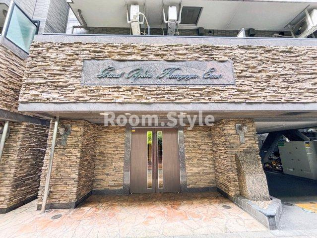 グランド・ガーラ幡ヶ谷EASTの外観