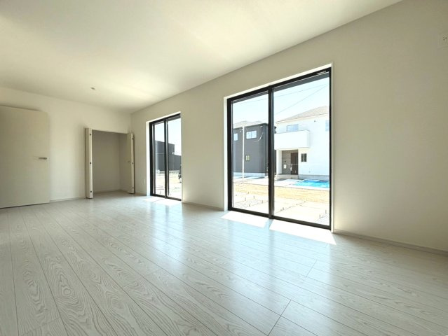 新築戸建　羽島市福寿町2期　全4区画分譲の居間・リビング|別角度