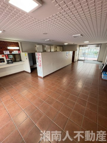 本厚木スカイハイツ　３LDK　4階　眺望良好‼の駐輪場|バイクも余裕を持って駐車できます