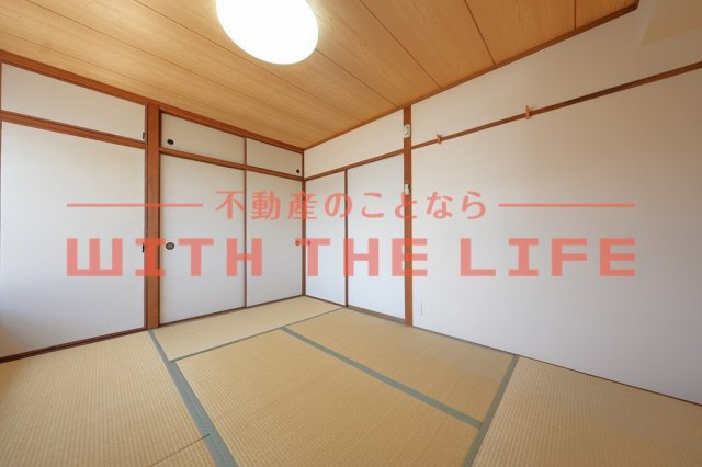 グランカーサ清蘭【キャッシュバック対象物件】の和室|きれいな和室です