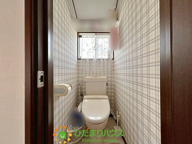 加須市鴻茎　中古一戸建てのトイレ