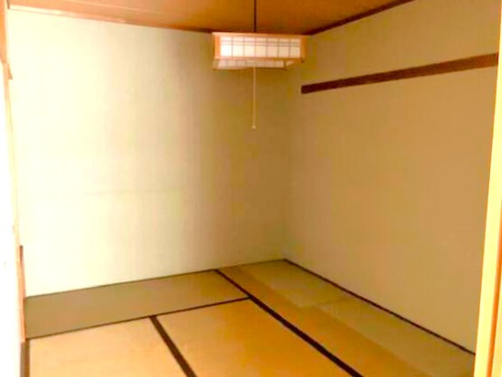 ニューステージ川奈の和室|落ち着きのある和室