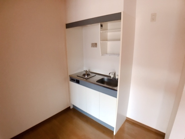 大留ハイツA棟のキッチン