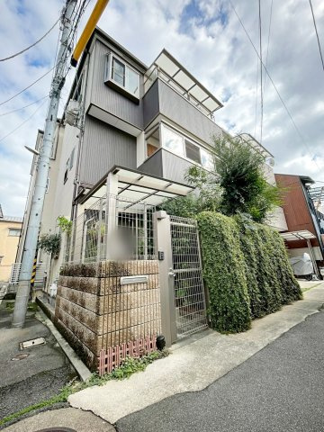 西九条東島町の外観