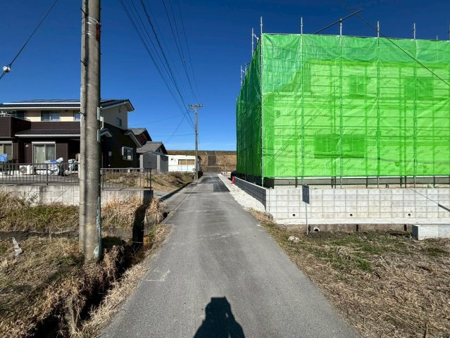 新築戸建　羽島市福寿町2期　全4区画分譲の前面道路含む現地写真|「現地（2025年12月5日）撮影」　
■前面道路　
■ヤマダ不動産　株式会社リライフ