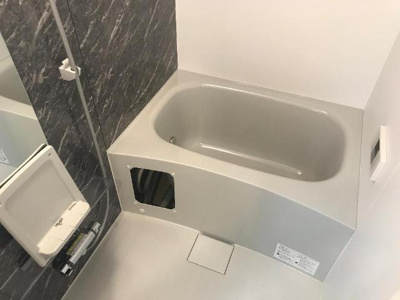 【浴室】 | ＭＥＲＶＥＩＬＬＥ・三萩野 | バス