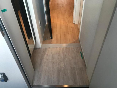 【玄関】 | ＭＥＲＶＥＩＬＬＥ・三萩野 | 玄関