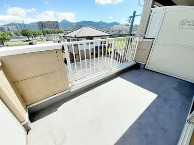 【バルコニー】 | ユニメゾン葛原Ｂ | バルコニー付きです
