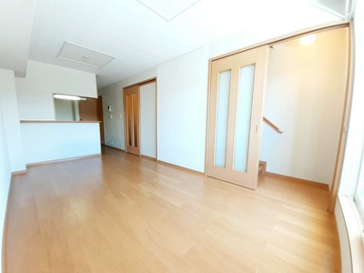 【居間・リビング】 | ユニメゾン葛原Ｂ | おしゃれなリビングです