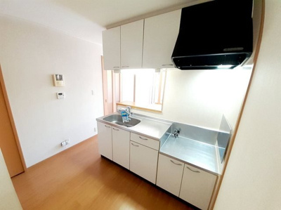 【キッチン】 | ユニメゾン葛原Ｂ | キッチンです