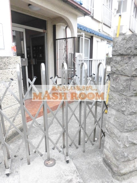 コーポ若葉のエントランス