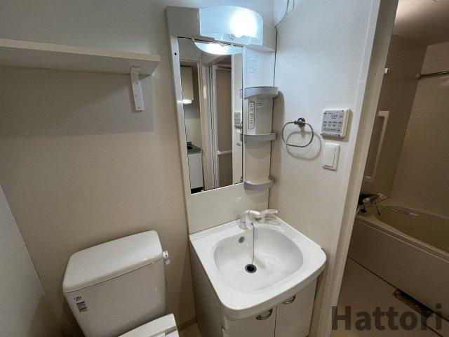 アリビオ江坂南金田の洗面所