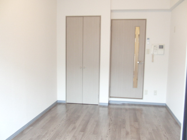 コンセール裕恵の洋室