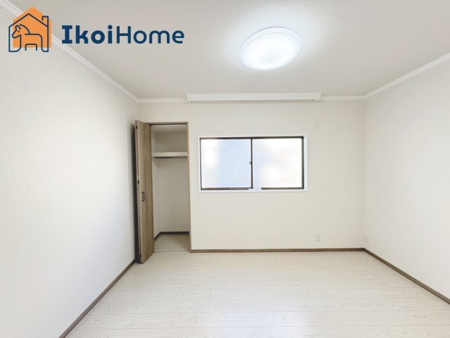 神戸市西区中野１丁目　中古戸建のその他|【ホームページに現地動画掲載中】●年中無休：当日予約可●2階洋室です。各部屋収納がございます！