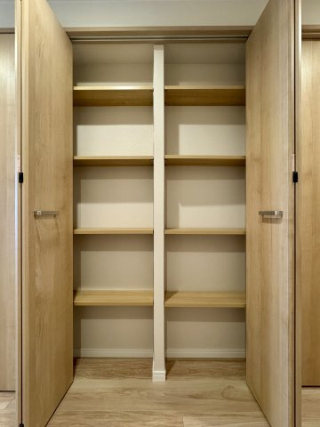 ジェイハイム東浜松の収納|日用品や季節物も整理しやすい、充実した収納スペースです。