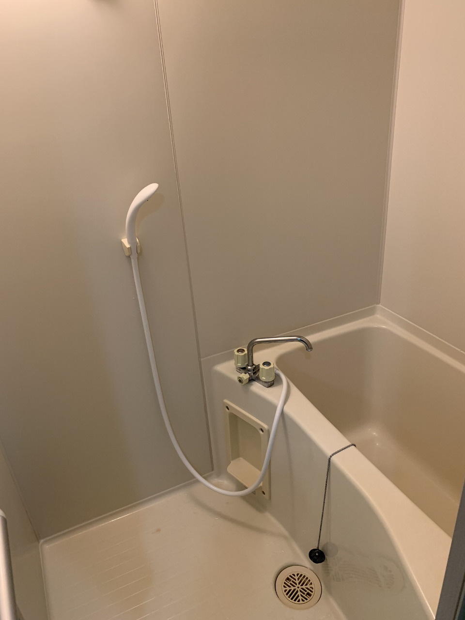 フォレストコート名谷の浴室