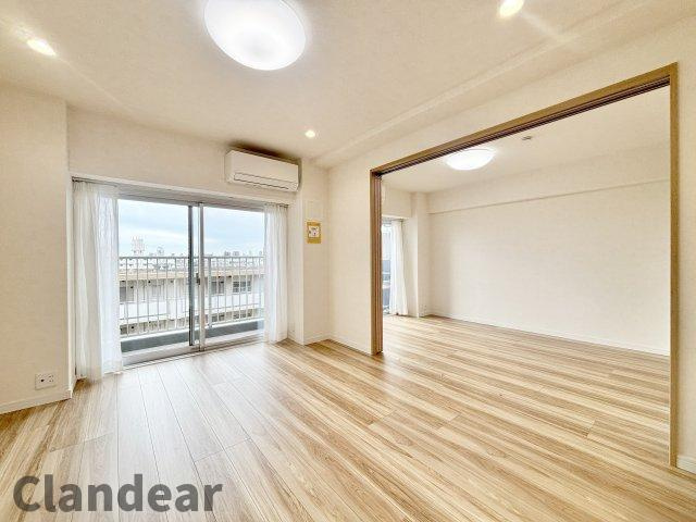 恒陽綾瀬マンションの居間・リビング