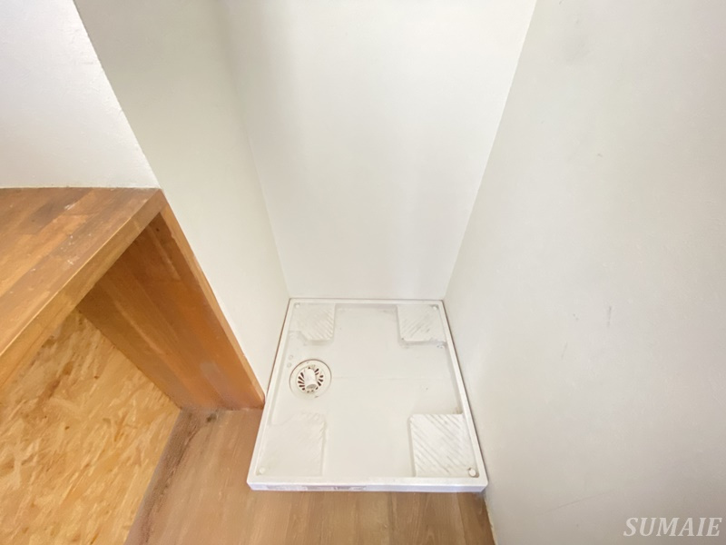 フジマンションの設備|室内洗濯機置き場です☆