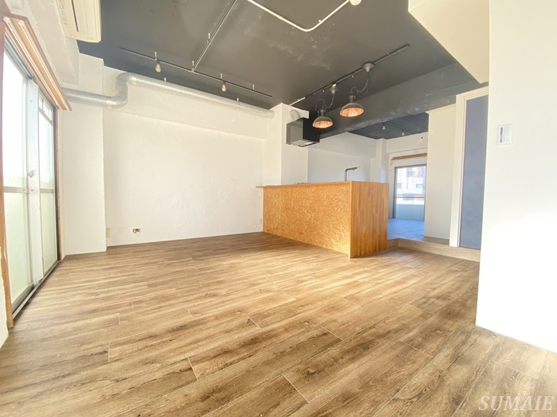 フジマンションの居間・リビング|別角度からみたリビングです☆