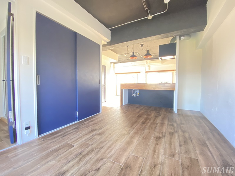 フジマンションの寝室|別角度からみた洋室です☆