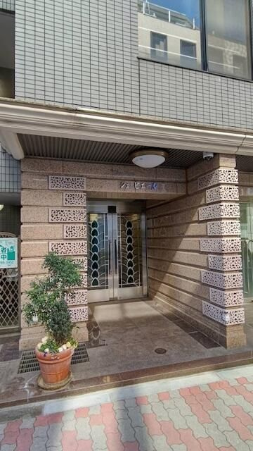 シェ・ピエールのエントランス