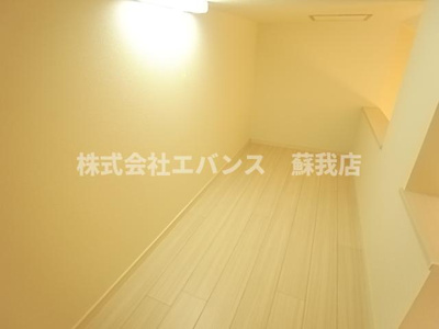 【寝室】 | クレセル本千葉 | 落ち着いた色調の寝室です