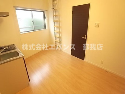 【居間・リビング】 | クレセル本千葉 | 使いやすいリビングです