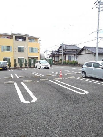 合志市須屋のアパートの駐車場|駐車場があります