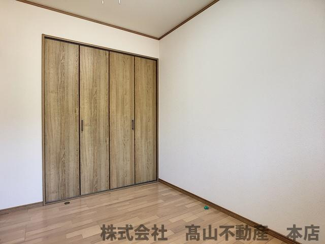 ジェニファー２１の洋室