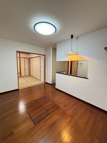 【居間・リビング】 | 中央区内坪井町