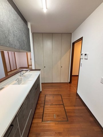 【キッチン】 | 中央区内坪井町