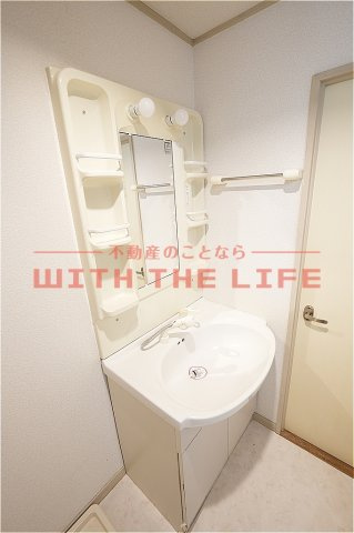 ＧＲＡＮＶＩＡ（グランピア）東合川【キャッシュバック対象物件】の独立洗面台|独立洗面台、朝の身支度には欠かせません