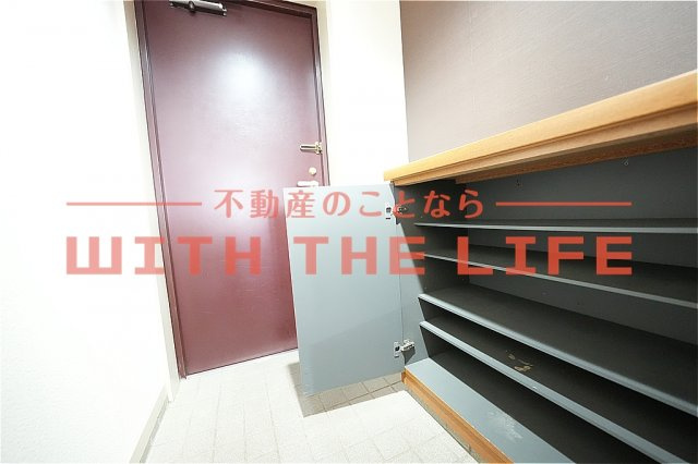 ＧＲＡＮＶＩＡ（グランピア）東合川【キャッシュバック対象物件】の玄関|きれいな玄関です