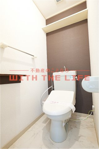 ＧＲＡＮＶＩＡ（グランピア）東合川【キャッシュバック対象物件】のトイレ|落ち着いたトイレです