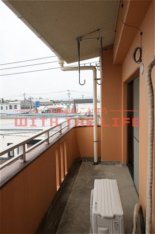 ＧＲＡＮＶＩＡ（グランピア）東合川【キャッシュバック対象物件】のバルコニー|バルコニーからの眺めを楽しみながら食事をしませんか