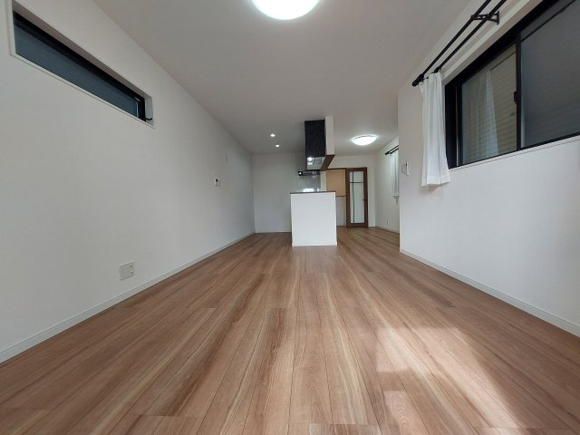 若松町西2丁目住宅の居間・リビング