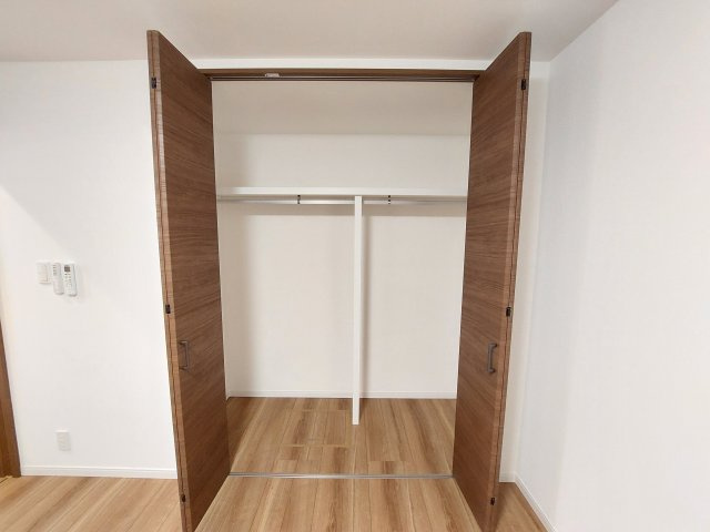 若松町西2丁目住宅の収納