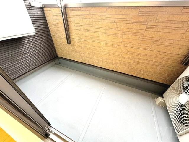 フェリースのバルコニー