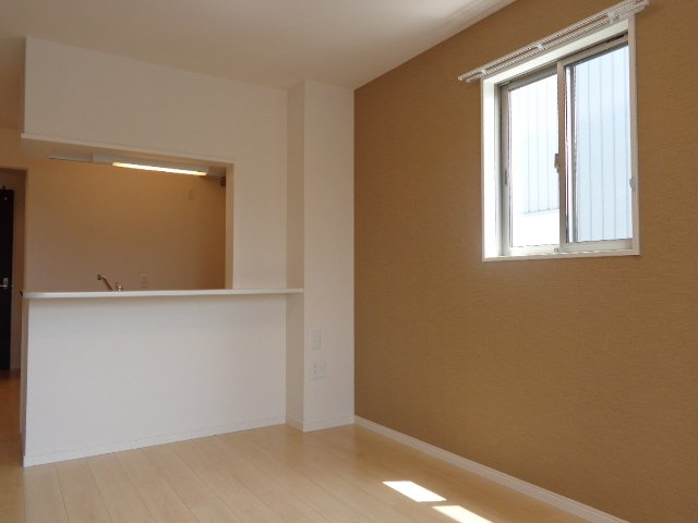 ヴィレッジ大倉の居間・リビング|リビング