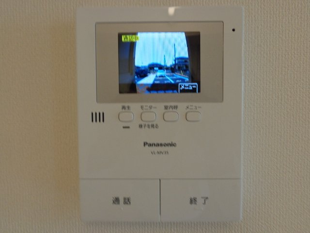 ヴィレッジ大倉の内装|カメラ付インターホン