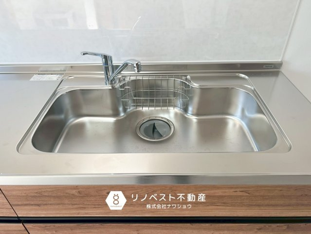生野区巽南5丁目のキッチン|シンクが広いのは非常に便利ですね♪