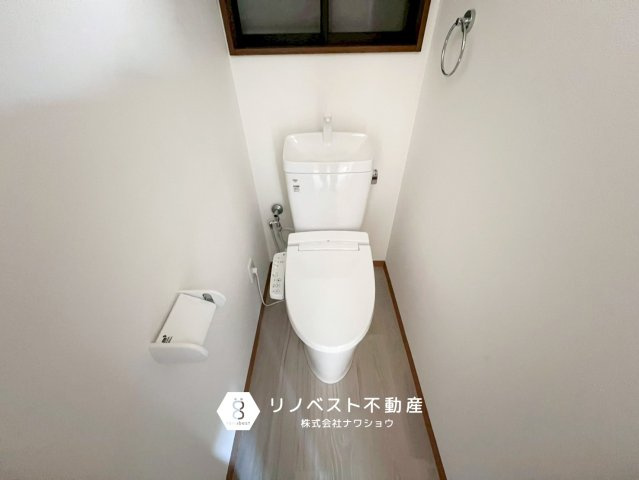 生野区巽南5丁目のトイレ|1階.3階の2か所にトイレ有。清潔感溢れるトイレで誰もが快適に使用していただけます♪