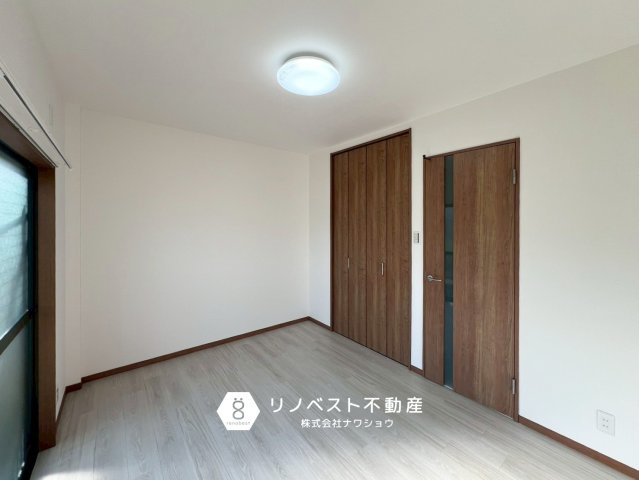 生野区巽南5丁目の洋室|リフォーム済みでクロスも新築のようです♪